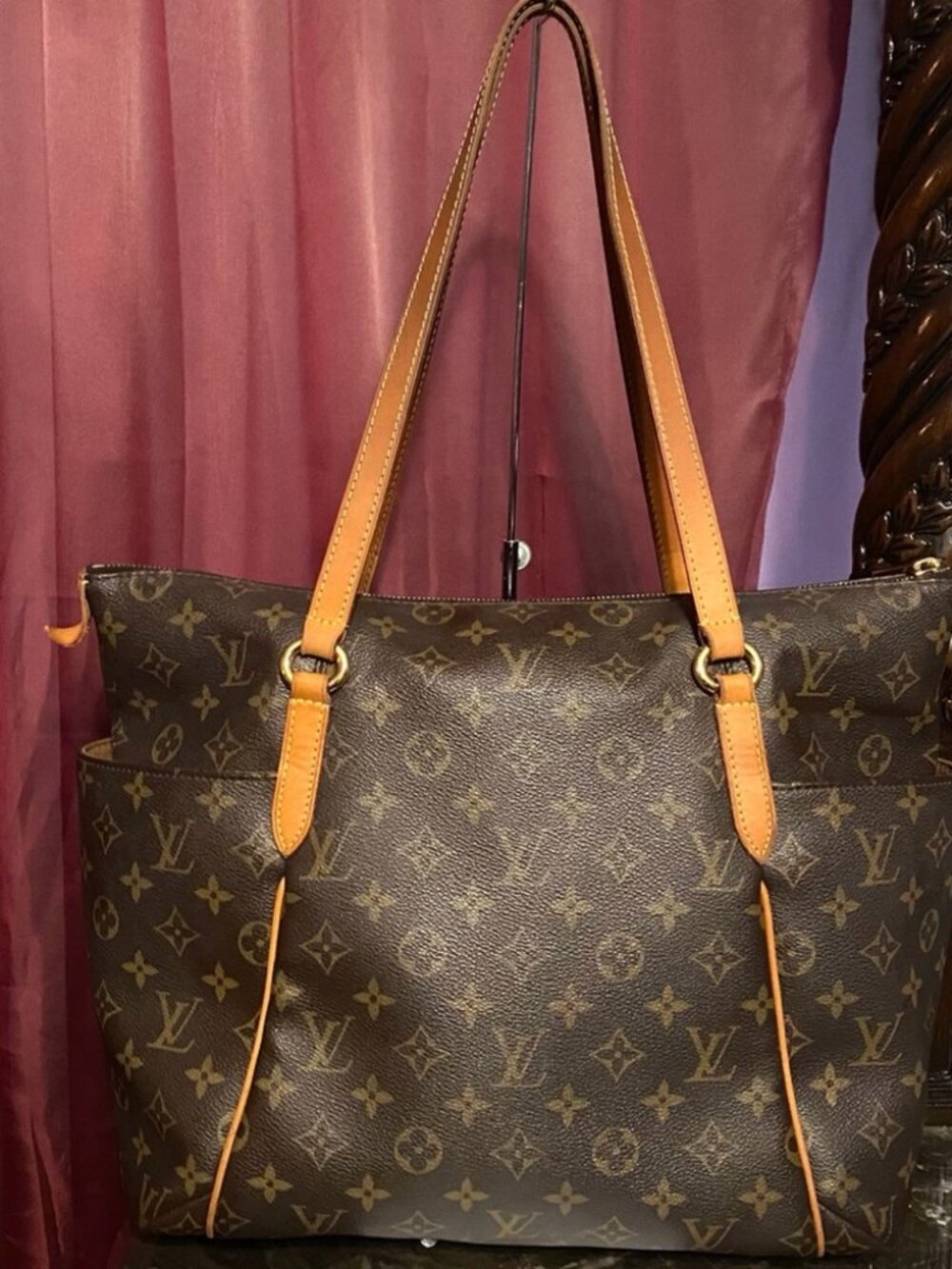Louis Vuitton Totally MM Monogram – Discontinued Zip Tote